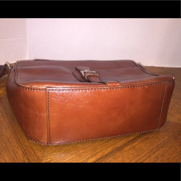 Etienne Aigner’s Vintage Burgundy Satchel - Picture 5 of 8